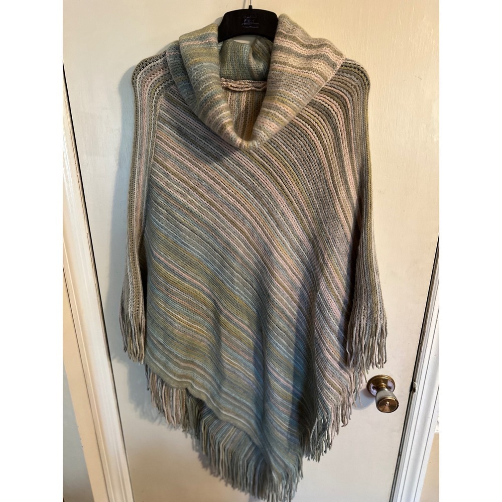 Anthropologie Shawl Saturday Sunday Fringe Poncho Sweater
One Size